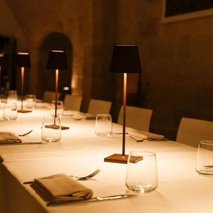 Outdoor Touch Table Lamps Desk Modern Bedroom Light Rechargeable Bar Cordless Restaurant Table Lamp with USB Charging Port